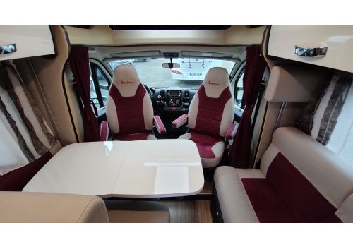 Low Profile Motorhome BENIMAR MILEO 242 en Sale Occasion