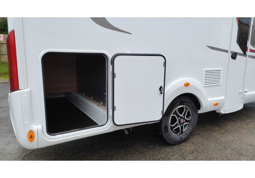 Low Profile Motorhome RAPIDO 656F en Sale Occasion