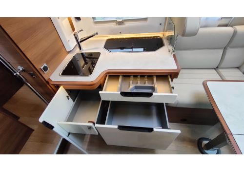 Low Profile Motorhome RAPIDO 656F en Sale Occasion