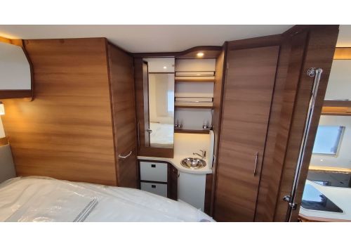 Low Profile Motorhome RAPIDO 656F en Sale Occasion