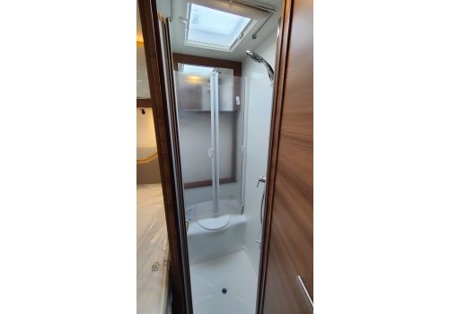 Low Profile Motorhome RAPIDO 656F en Sale Occasion