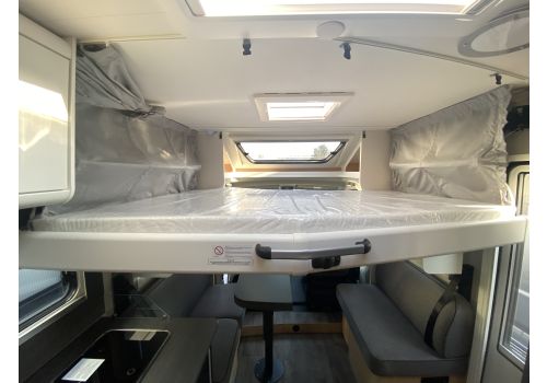 Low Profile Motorhome SUNLIGHT T69LC en Rent