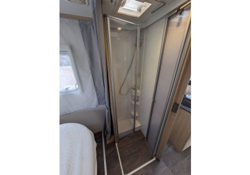 Low Profile Motorhome SUNLIGHT T69L en Sale Occasion
