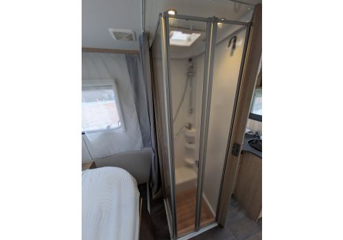Low Profile Motorhome SUNLIGHT T69L en Sale Occasion