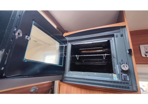 Capuchina Motorhome ADRIA Sport A 660DP en Sale Occasion