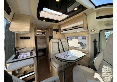 Camper Van DREAMER D55+ Select en Sale Occasion