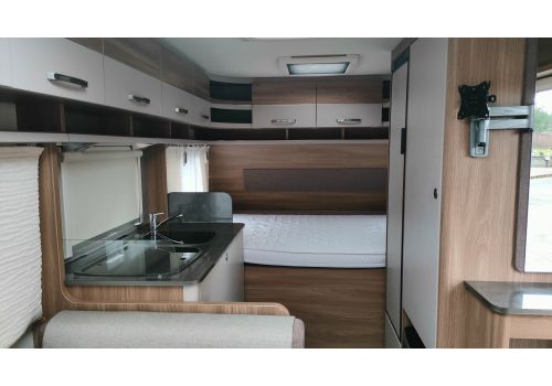 Caravan BURSTNER Premio en Sale Occasion