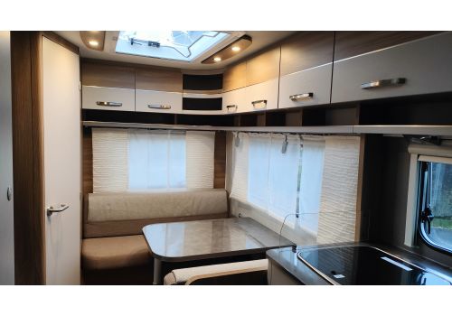 Caravan BURSTNER Premio en Sale Occasion