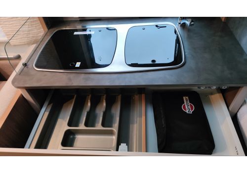 Caravan BURSTNER Premio en Sale Occasion