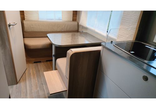 Caravan BURSTNER Premio en Sale Occasion