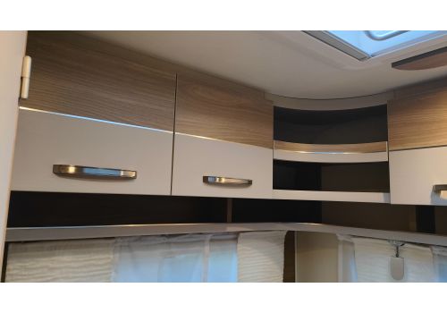 Caravan BURSTNER Premio en Sale Occasion