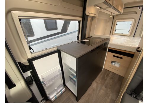 Camper Van SUNLIGHT Cliff 540 Adventure Edition Modelo 2024 en Catalog