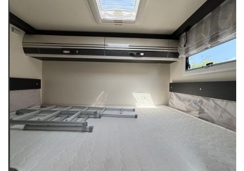 Low Profile Motorhome ROLLER TEAM Kronos 294 TL en Sale Occasion