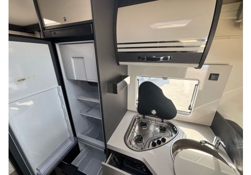 Low Profile Motorhome ROLLER TEAM Kronos 294 TL en Sale Occasion