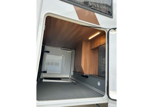 Integral Motorhome CARTHAGO C2 Tourer I 145 RB LE en Rent