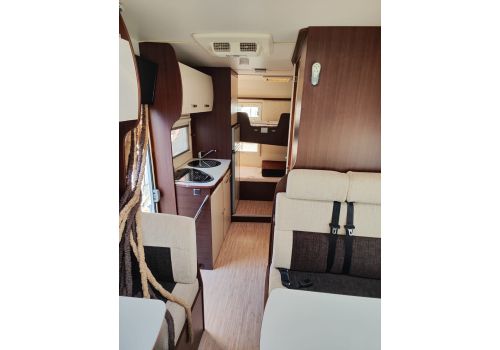 Capuchina Motorhome BENIMAR Sport 321 en Sale Occasion