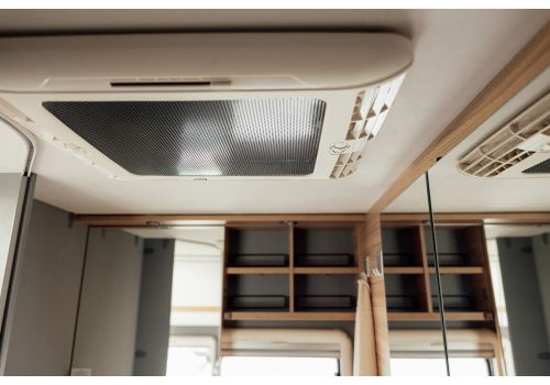 Low Profile Motorhome DETHLEFFS Just T 6762 en Sale Occasion