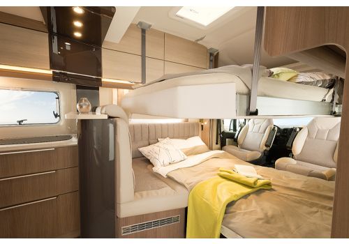 Low Profile Motorhome DETHLEFFS 4-travel T 6966-4 modelo 2017 en Sale Occasion