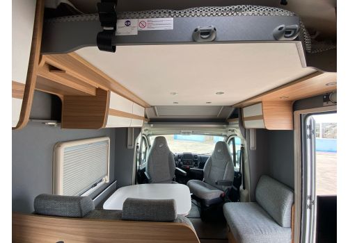 Low Profile Motorhome DETHLEFFS Just T 7052 DBM en Sale Occasion