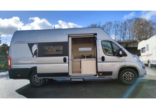 Camper Van DREAMER Camper Five Fun en Catalog