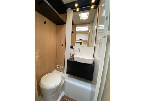 Low Profile Motorhome SUNLIGHT T 670 S en Sale Occasion