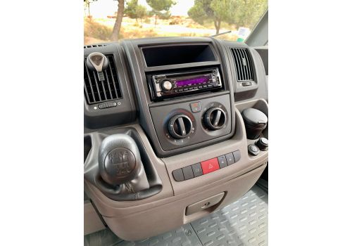 Integral Motorhome BURSTNER Aviano I 684 en Sale Occasion