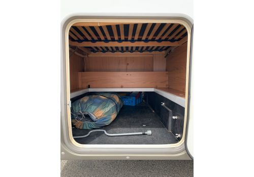 Integral Motorhome BURSTNER Aviano I 684 en Sale Occasion