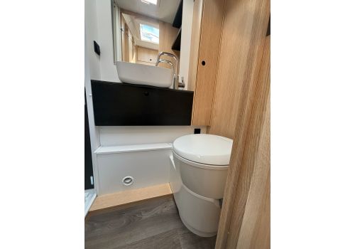 Capuchina Motorhome SUNLIGHT A70 en Sale Occasion