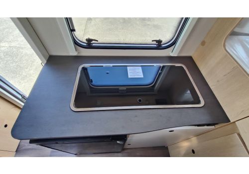 Low Profile Motorhome SUNLIGHT V60 en Sale Occasion