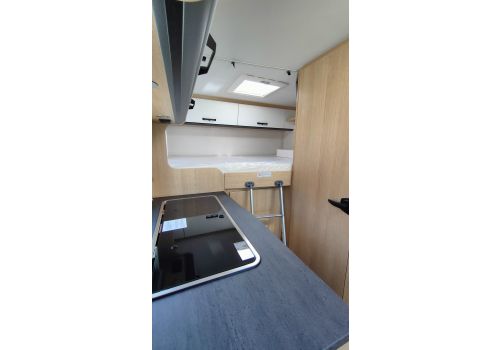 Low Profile Motorhome SUNLIGHT V60 en Sale Occasion