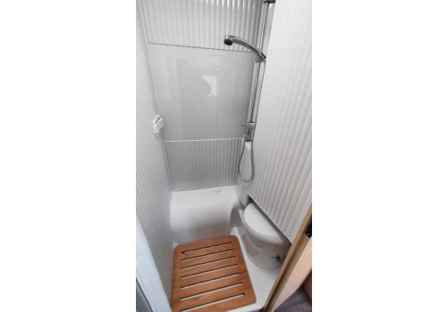 Low Profile Motorhome SUNLIGHT V60 en Sale Occasion