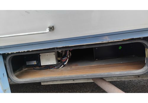 Low Profile Motorhome BURSTNER T625 en Sale Occasion