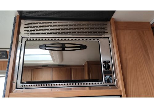 Low Profile Motorhome BURSTNER T625 en Sale Occasion