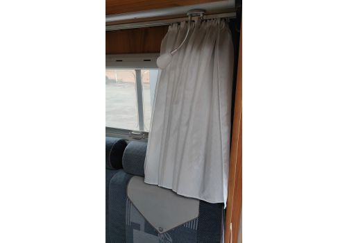 Low Profile Motorhome BURSTNER T625 en Sale Occasion