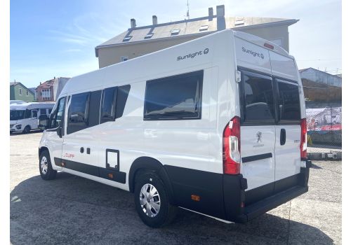 Camper Van SUNLIGHT Cliff 640 Modelo 2024 en Rent