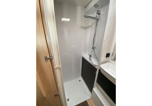 Capuchina Motorhome SUNLIGHT A 68 en Sale Occasion