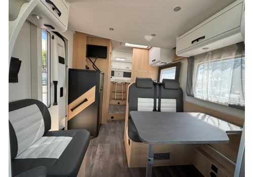 Low Profile Motorhome SUNLIGHT T 680 en Sale Occasion