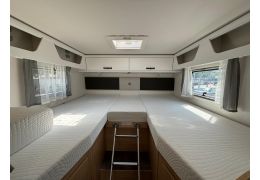 Low Profile Motorhome SUNLIGHT T 680 in Rent