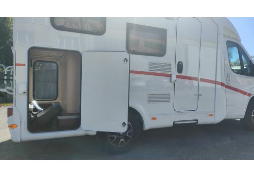Low Profile Motorhome SUNLIGHT V60 en Sale Occasion