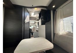 Low Profile Motorhome BENIMAR Benimar Mileo 282 en Sale Occasion