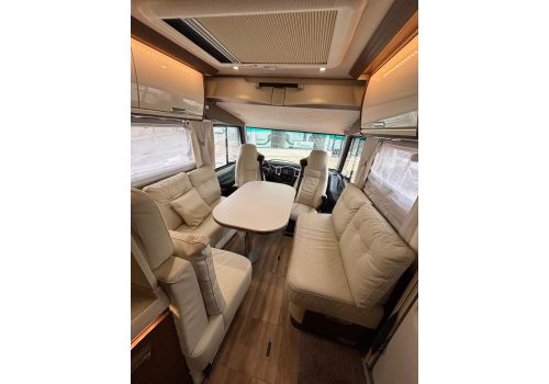 Integral Motorhome NIESMANN BISCHOFF Arto 88 LE en Sale Occasion