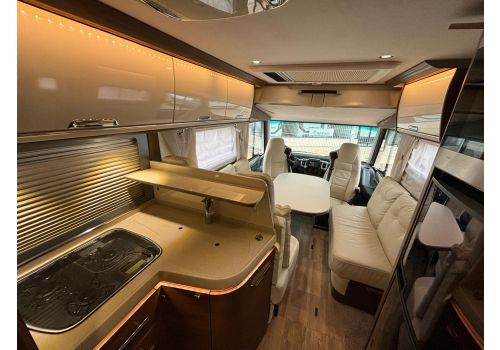 Integral Motorhome NIESMANN BISCHOFF Arto 88 LE en Sale Occasion