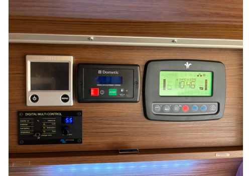 Integral Motorhome NIESMANN BISCHOFF Arto 88 LE en Sale Occasion