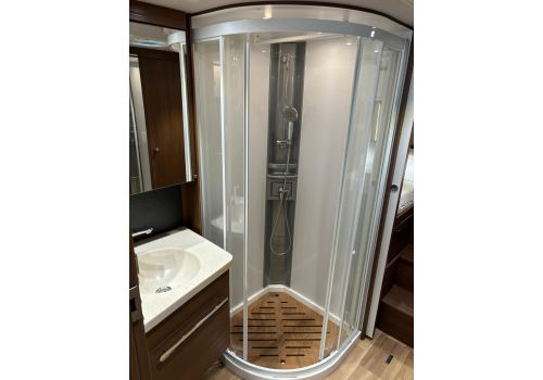 Integral Motorhome NIESMANN BISCHOFF Arto 88 LE en Sale Occasion