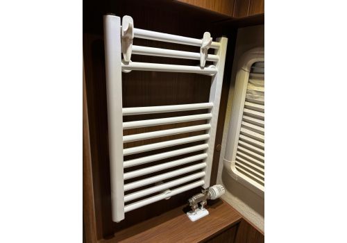 Integral Motorhome NIESMANN BISCHOFF Arto 88 LE en Sale Occasion
