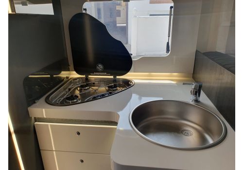 Low Profile Motorhome ROLLER TEAM Kronos 265 TL en Sale Occasion