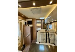 Low Profile Motorhome BURSTNER Lyseo Privilege T 700 in Sale Occasion