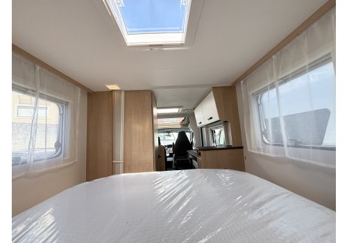 Low Profile Motorhome SUNLIGHT V69 en Rent