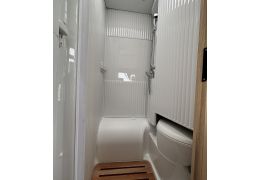 Low Profile Motorhome SUNLIGHT V69 Modelo 2024 in Catalog