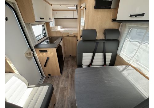 Low Profile Motorhome SUNLIGHT V60 Modelo 2024 en Catalog